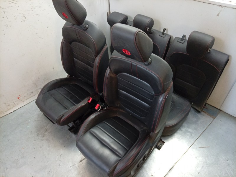 Recambio de juego asientos completo para mg zs suv (azs1) 1.5 vti referencia OEM IAM 10405845 10405845 