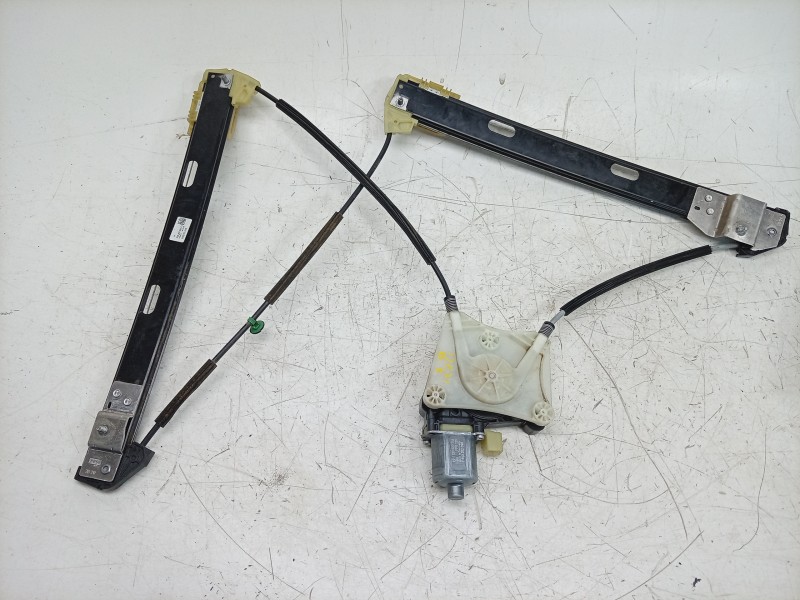 Recambio de elevalunas delantero izquierdo para volkswagen t-roc (a11, d11) 1.5 tsi referencia OEM IAM 5Q0959802A 2GA837461F 113