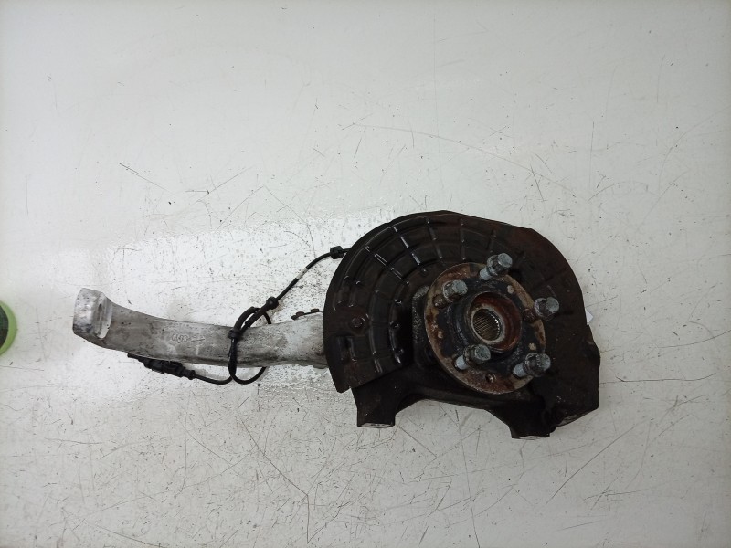 Recambio de mangueta delantera izquierda para maserati ghibli iii (m157) 3.0 s q4 referencia OEM IAM  670004761 