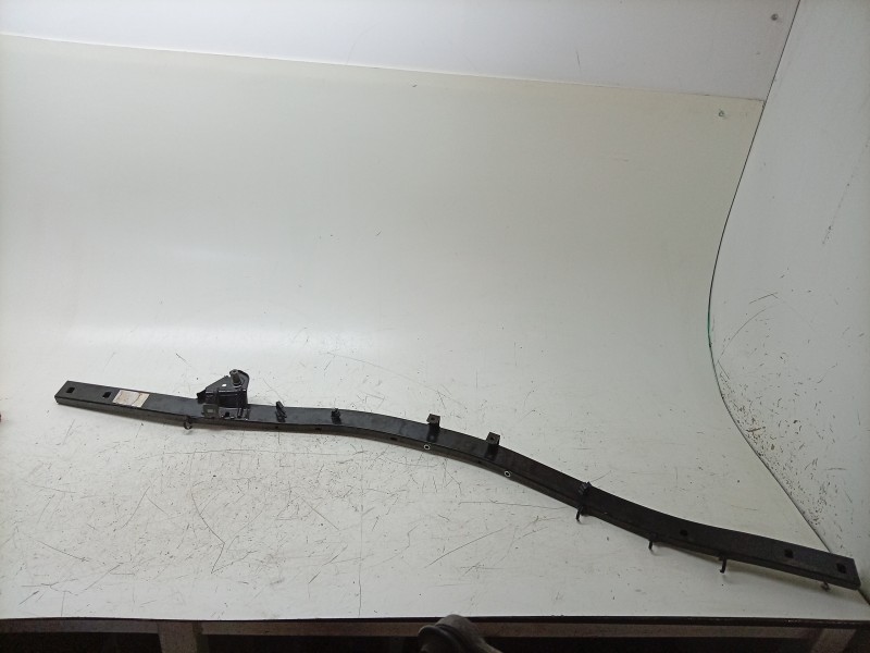 Recambio de travesaño superior para maserati ghibli iii (m157) 3.0 s q4 referencia OEM IAM  670037229 