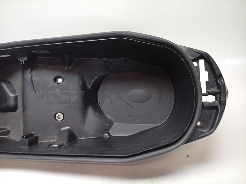 Recambio de guardabarros para yamaha x-max x-max 400 (sh11) referencia OEM IAM  BL1F473R00 