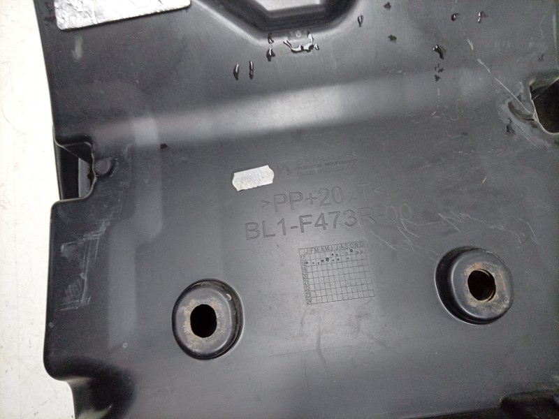 Recambio de guardabarros para yamaha x-max x-max 400 (sh11) referencia OEM IAM  BL1F473R00 