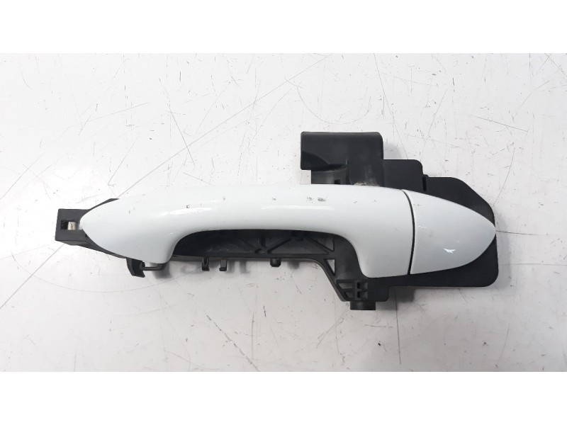 Recambio de maneta exterior trasera derecha para kia cee´d 1.4 crdi cat referencia OEM IAM 82661A2000  
