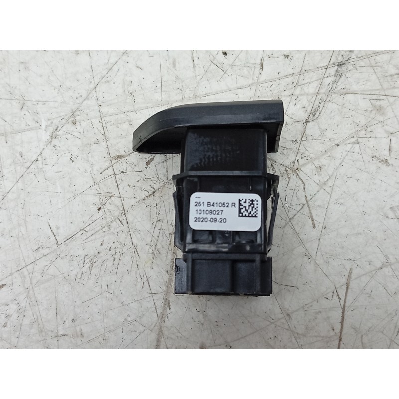 Recambio de interruptor para renault kadjar (ha_, hl_) 1.5 blue dci 115 referencia OEM IAM 10108027 251B41052R 