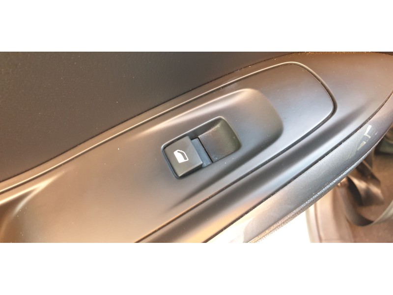 Recambio de mando elevalunas trasero izquierdo para opel grandland x ultimate referencia OEM IAM 98044803ZD  