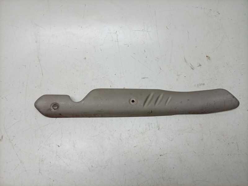 Recambio de moldura para bmw k 1600 gt/gtl referencia OEM IAM  18117727975 