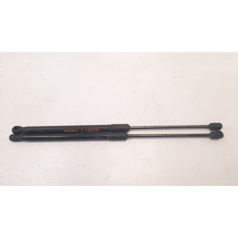 Recambio de amortiguadores maletero / porton para skoda fabia 1.2 tsi referencia OEM IAM 6V6827550A  