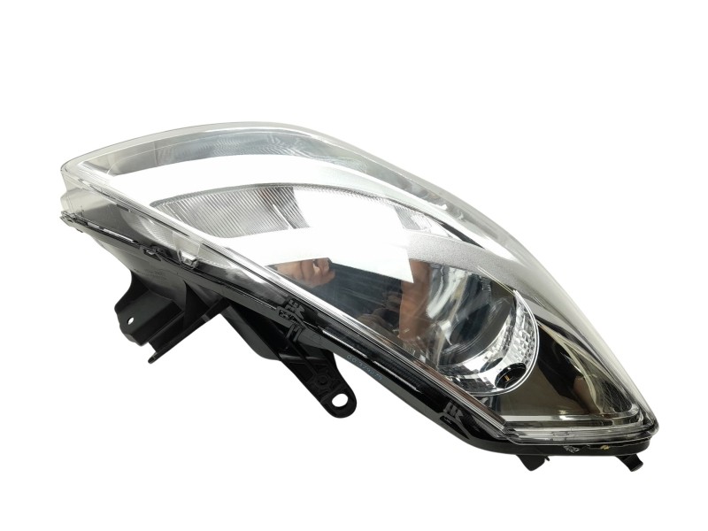 Recambio de faro derecho para renault clio iii referencia OEM IAM  7701072005 10119870003/11804802/550006B/RN3274913