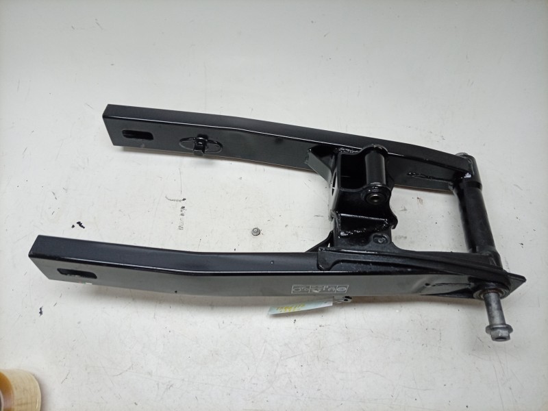 Recambio de basculante para honda nc nc 750 x (rh09) referencia OEM IAM  52200MGSD32 