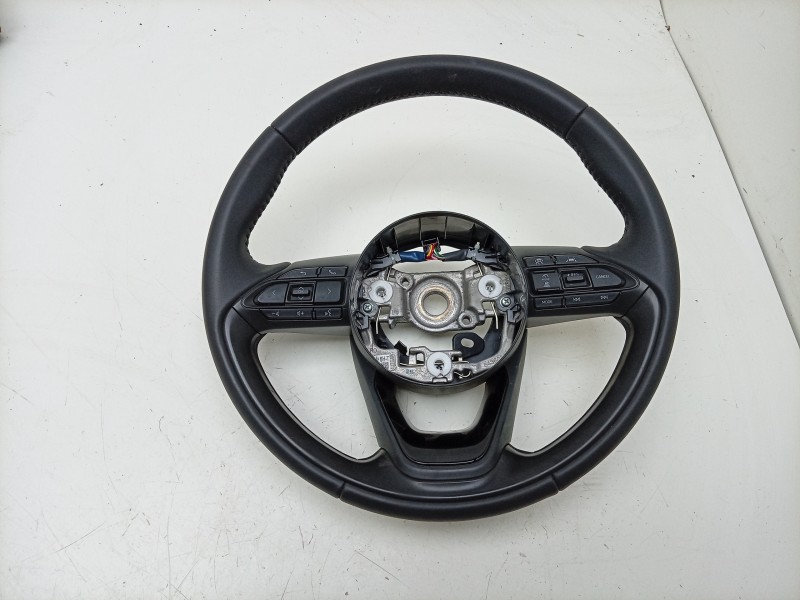 Recambio de volante para toyota yaris (_p21_, _pa1_, _ph1_) 1.5 hybrid (mxph10) referencia OEM IAM 45100K0140C1 45100K0140C1 