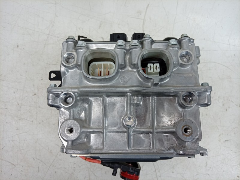 Recambio de inversor para toyota yaris (_p21_, _pa1_, _ph1_) 1.5 hybrid (mxph10) referencia OEM IAM 04899K0030 04899K0030 