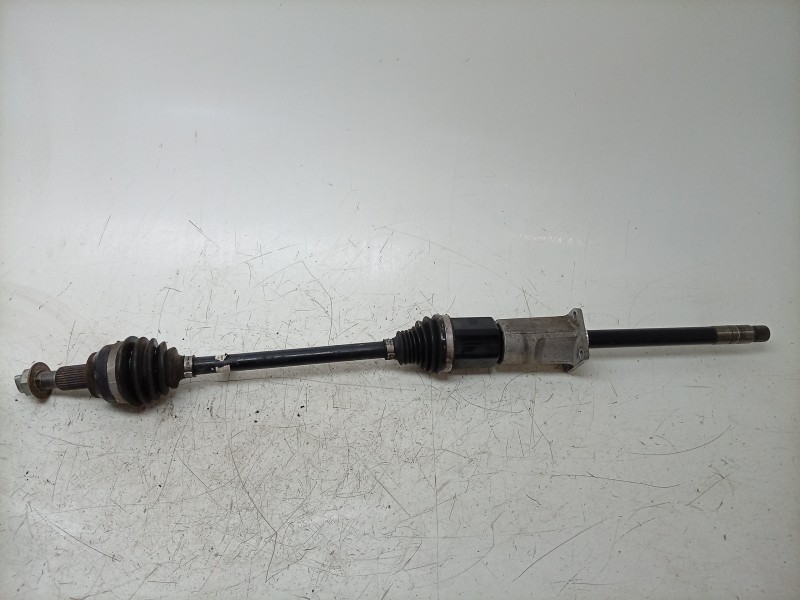 Recambio de transmision delantera izquierda para maserati ghibli iii (m157) 3.0 s q4 referencia OEM IAM  670032034 NPWMA008