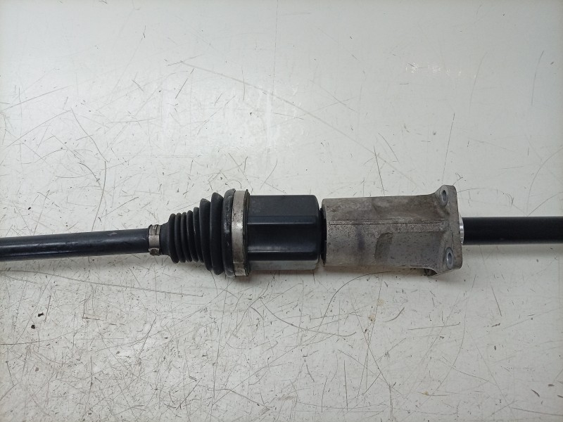 Recambio de transmision delantera izquierda para maserati ghibli iii (m157) 3.0 s q4 referencia OEM IAM  670032034 NPWMA008