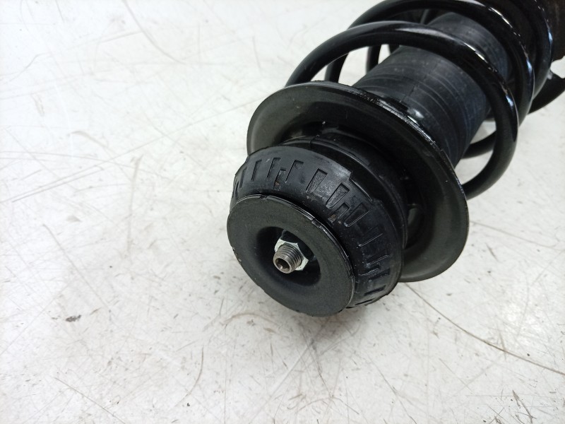 Recambio de amortiguador delantero izquierdo para toyota yaris (_p21_, _pa1_, _ph1_) 1.5 hybrid (mxph10) referencia OEM IAM  485