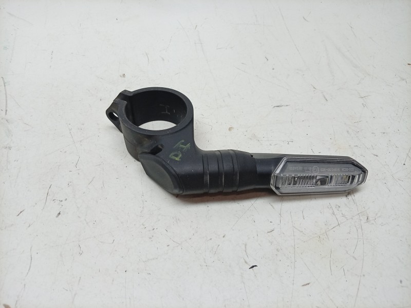 Recambio de piloto delantero izquierdo para honda cb (501cc - ) cb 650 r (rh08, rh02) referencia OEM IAM  33400KZZJ01 