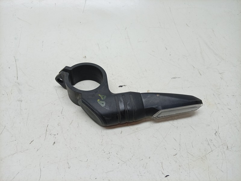 Recambio de piloto delantero derecho para honda cb (501cc - ) cb 650 r (rh08, rh02) referencia OEM IAM  33400KZZJ01 