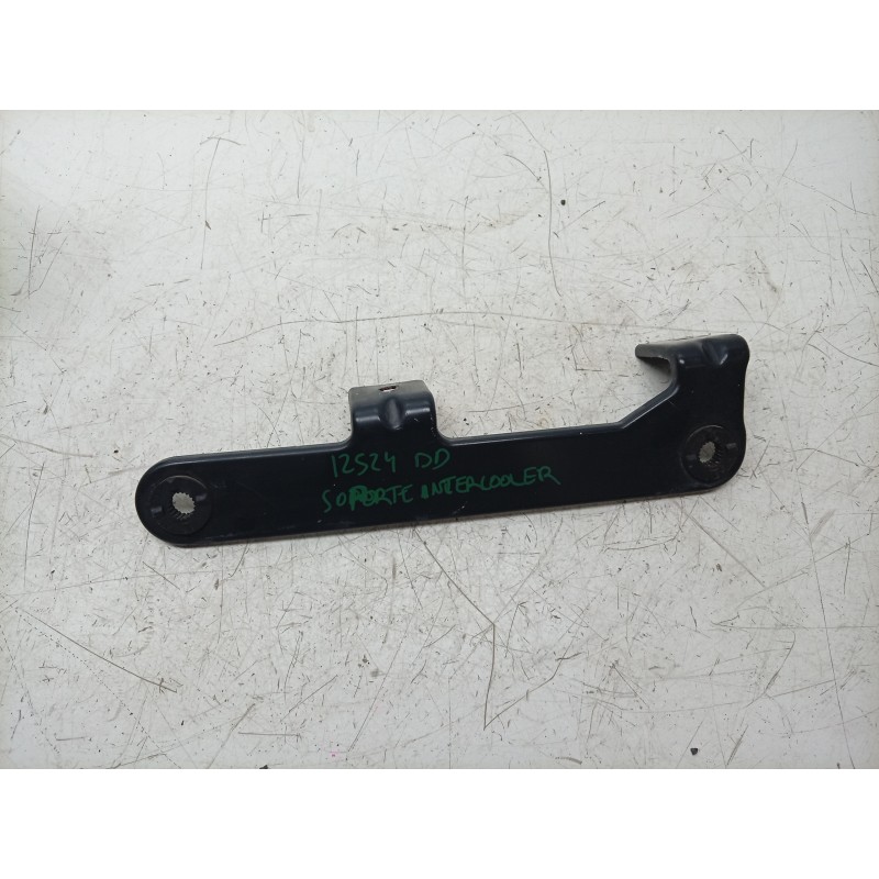 Recambio de soporte radiador para maserati ghibli iii (m157) 3.0 s q4 referencia OEM IAM  670001349 