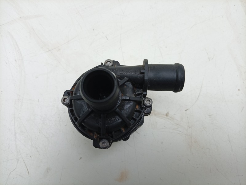 Recambio de bomba agua para volkswagen t-cross (c11, d31) 1.0 tsi referencia OEM IAM 0392023403 2Q0965561 