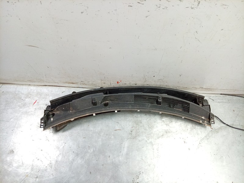 Recambio de torpedo para toyota yaris (_p21_, _pa1_, _ph1_) 1.5 hybrid (mxph10) referencia OEM IAM  55708K0030 