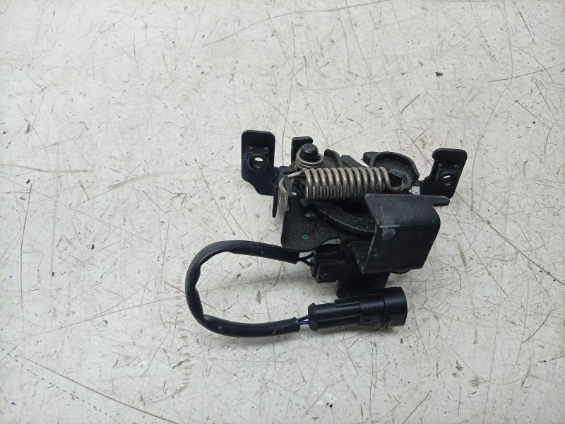 Recambio de cerradura capo para maserati ghibli iii (m157) 3.0 s q4 referencia OEM IAM  670152938 