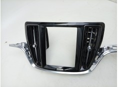 Recambio de aireador central para volvo v60 ii cross country (227) d4 awd referencia OEM IAM  31477274  2