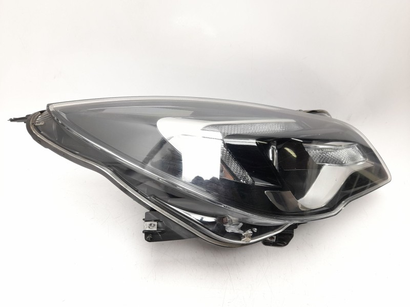 Recambio de faro derecho para opel insignia a sedán (g09) 2.0 turbo e85 (69) referencia OEM IAM  39031210 