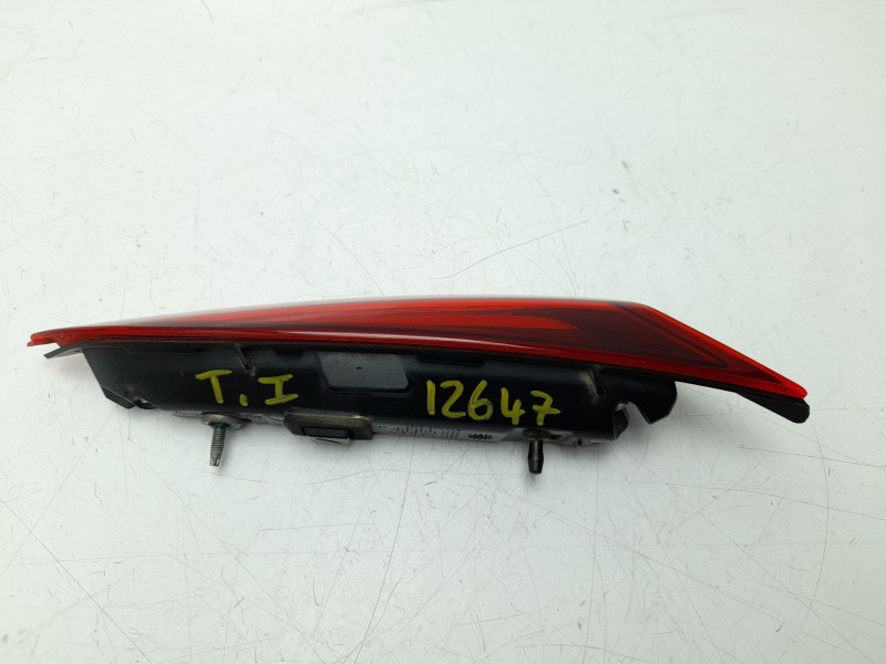 Recambio de piloto trasero izquierdo interior para opel insignia a sedán (g09) 2.0 turbo e85 (69) referencia OEM IAM  23135917 