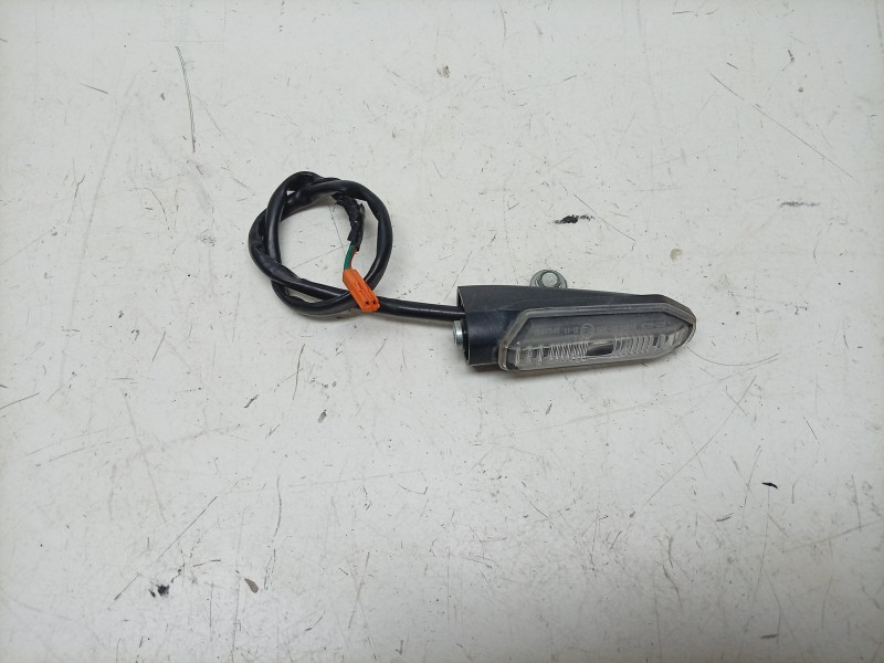 Recambio de piloto trasero izquierdo para honda cb 500f cb 500 f referencia OEM IAM  33650MKPD01 
