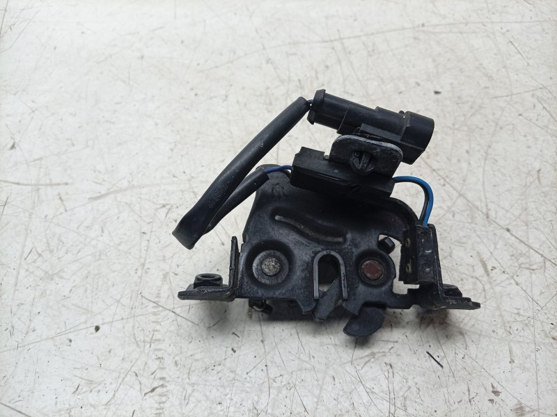 Recambio de cerradura capo para maserati ghibli iii (m157) 3.0 s q4 referencia OEM IAM  670152938 