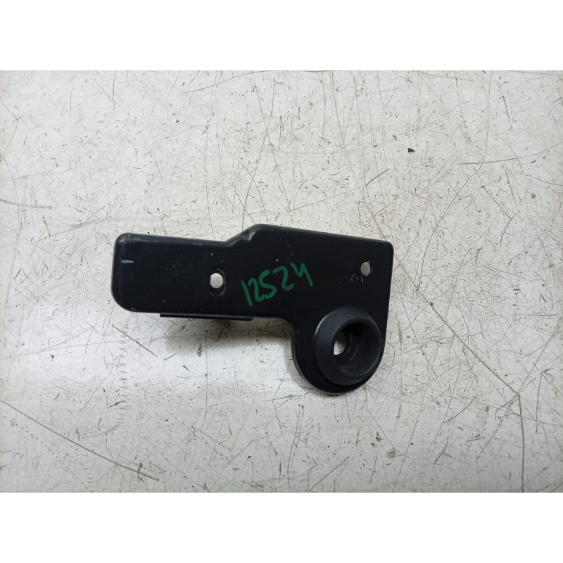 Recambio de soporte radiador para maserati ghibli iii (m157) 3.0 s q4 referencia OEM IAM  670037759 