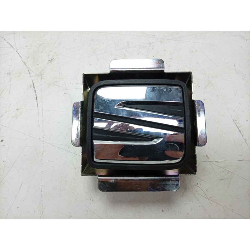 Recambio de maneta exterior porton para seat ibiza iv (6j5, 6p1) 1.4 tdi referencia OEM IAM  6J0827565E 