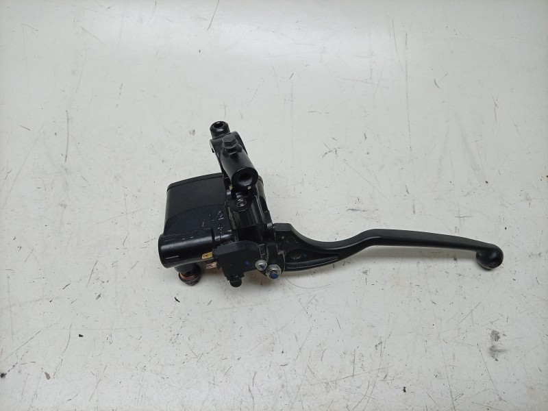 Recambio de bomba freno para yamaha x-max x-max 300 (sh14) referencia OEM IAM  B74F58701000 