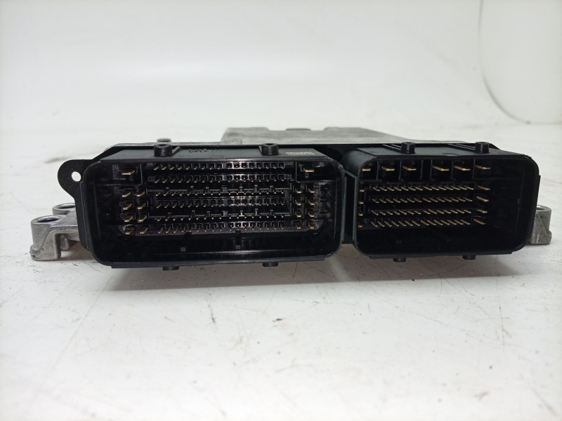 Recambio de centralita motor uce para peugeot 308 ii (lb_, lp_, lw_, lh_, l3_) 1.5 bluehdi 130 referencia OEM IAM 0281037198 982