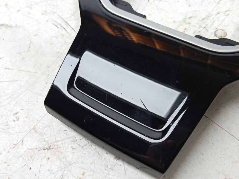 Recambio de moldura para volkswagen t-roc (a11, d11) 1.0 tsi referencia OEM IAM  2GA711456C 