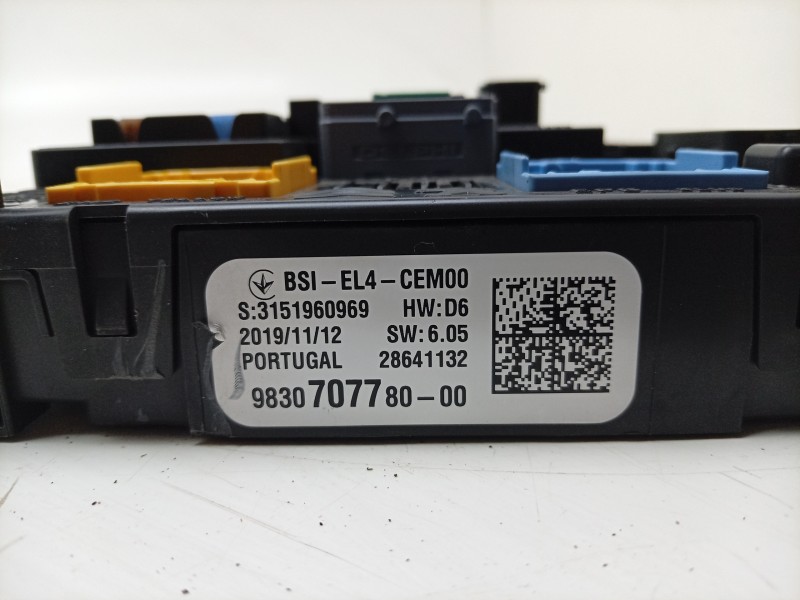 Recambio de caja reles / fusibles para ds ds 3 / ds 3 crossback (ur_, uc_, uj_) 1.5 bluehdi 100 referencia OEM IAM  9830707780 