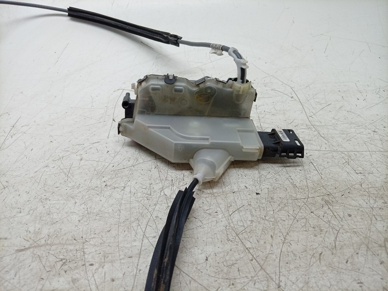 Recambio de cerradura puerta trasera izquierda para ds ds 3 / ds 3 crossback (ur_, uc_, uj_) 1.5 bluehdi 100 referencia OEM IAM 