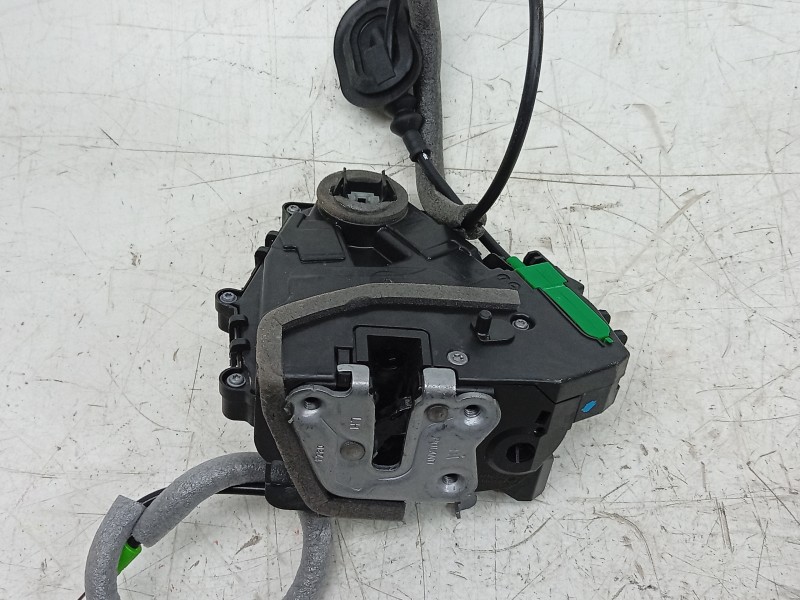 Recambio de cerradura puerta trasera izquierda para renault rafale rafale referencia OEM IAM  825037650R 