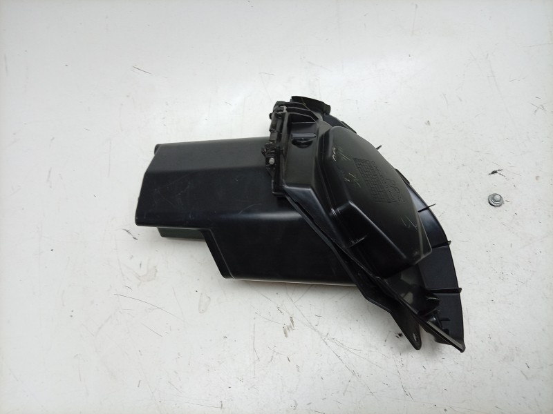 Recambio de guantera para yamaha x-max x-max 300 (sh14) referencia OEM IAM  B74F838V01 