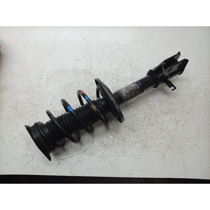 Recambio de amortiguador delantero derecho para ds ds 3 / ds 3 crossback (ur_, uc_, uj_) 1.5 bluehdi 100 referencia OEM IAM  983