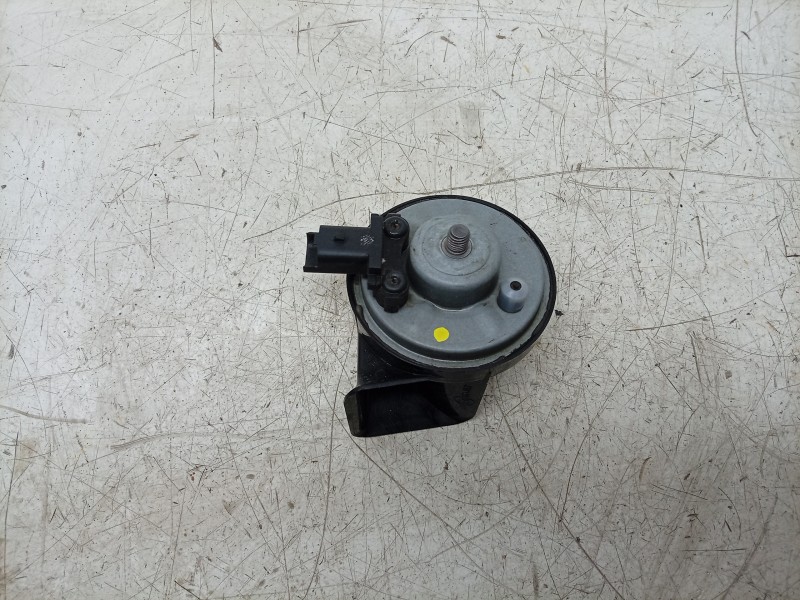 Recambio de claxon para ds ds 3 / ds 3 crossback (ur_, uc_, uj_) 1.5 bluehdi 100 referencia OEM IAM  9827213580 