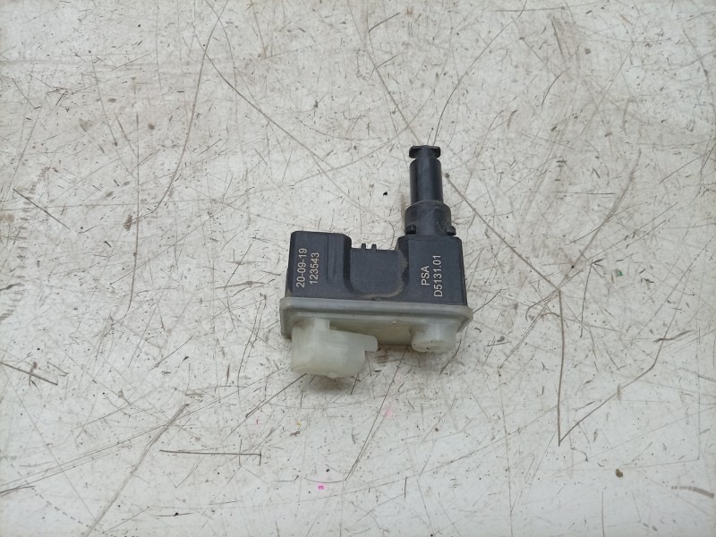 Recambio de modulo electronico para ds ds 3 / ds 3 crossback (ur_, uc_, uj_) 1.5 bluehdi 100 referencia OEM IAM  D513101 