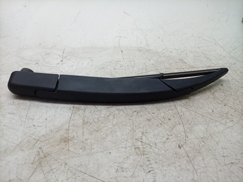 Recambio de brazo limpia trasero para ds ds 3 / ds 3 crossback (ur_, uc_, uj_) 1.5 bluehdi 100 referencia OEM IAM  W000040279 