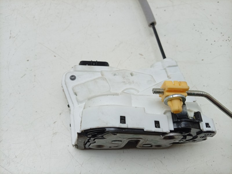 Recambio de cerradura puerta delantera derecha para mg zs suv (azs1) 1.5 vti referencia OEM IAM  10640588 