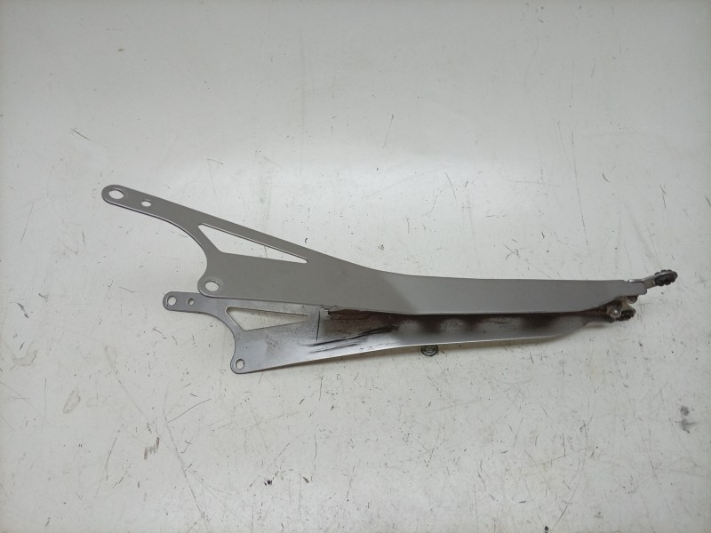 Recambio de moldura para honda cb (501cc - ) cb 650 r (rh08, rh02) referencia OEM IAM  80103MKYD50 