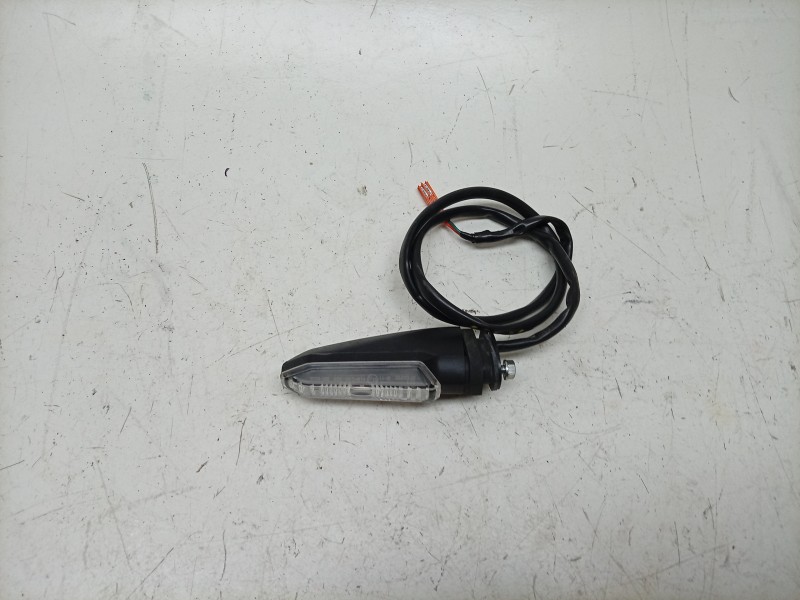 Recambio de piloto trasero izquierdo para honda cb (501cc - ) cb 650 r (rh08, rh02) referencia OEM IAM  33600MKND51 