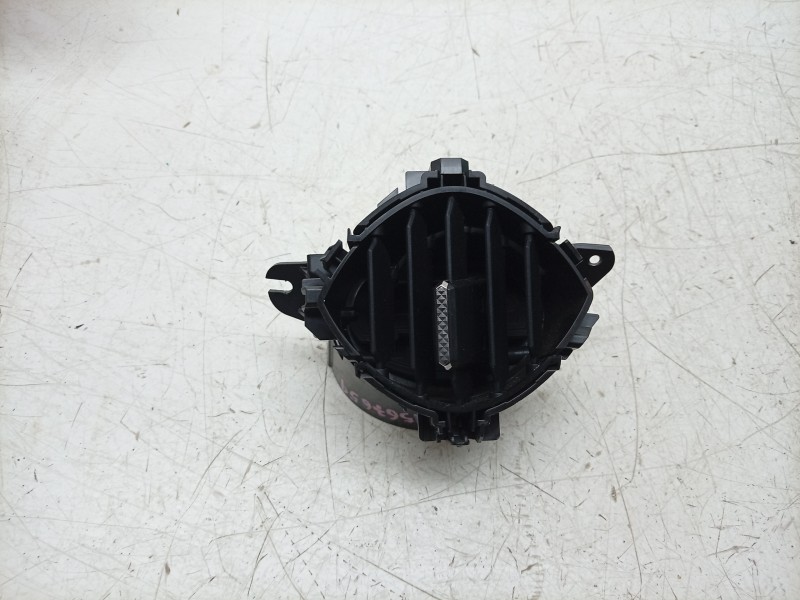 Recambio de aireador derecho para ds ds 3 / ds 3 crossback (ur_, uc_, uj_) 1.5 bluehdi 100 referencia OEM IAM  9821248480 