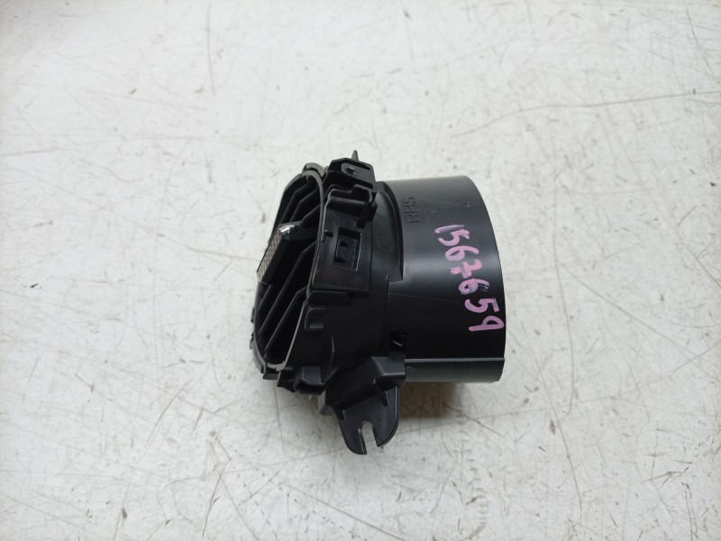Recambio de aireador derecho para ds ds 3 / ds 3 crossback (ur_, uc_, uj_) 1.5 bluehdi 100 referencia OEM IAM  9821248480 
