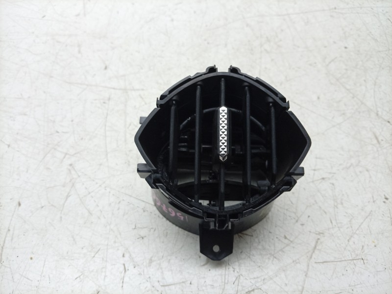 Recambio de aireador central para ds ds 3 / ds 3 crossback (ur_, uc_, uj_) 1.5 bluehdi 100 referencia OEM IAM  9821248680 