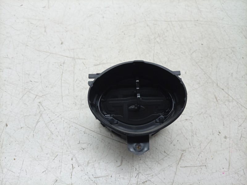 Recambio de aireador central para ds ds 3 / ds 3 crossback (ur_, uc_, uj_) 1.5 bluehdi 100 referencia OEM IAM  9821248680 
