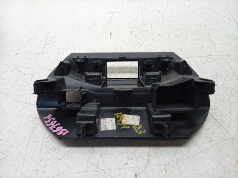 Recambio de moldura para ds ds 3 / ds 3 crossback (ur_, uc_, uj_) 1.5 bluehdi 100 referencia OEM IAM  9822808880 